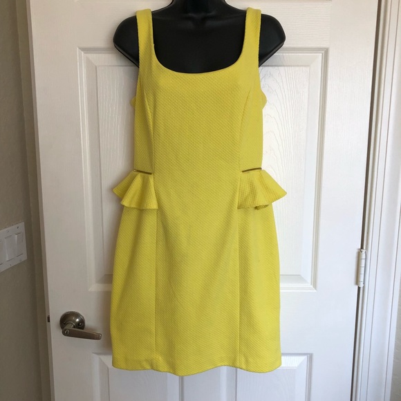Betsey Johnson Dresses & Skirts - Yellow Betsey Johnson Dress Size 6